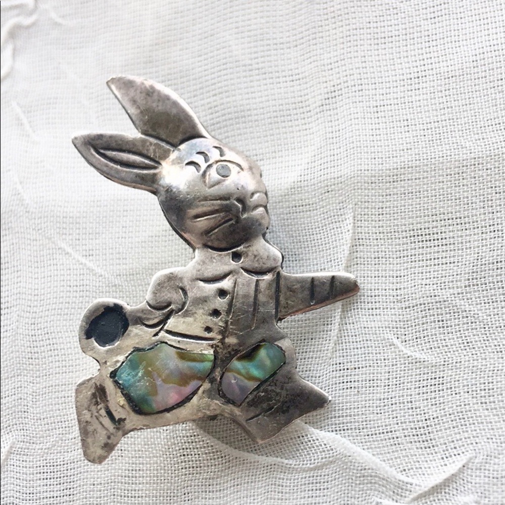 Antique Sterling Rabbit Brooch w Shell Inlay